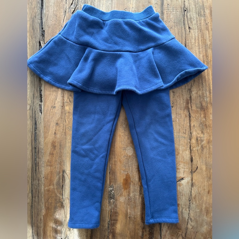Fleece lined leggings with skirt